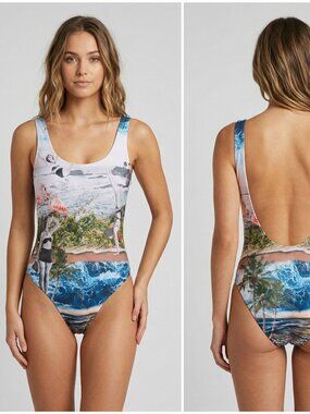 One Piece Swimsuit Women’s Small Flamingo Beach Scene Graphic Tropical maillot